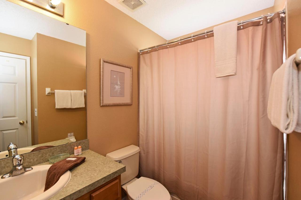 Holiday home Cozy W Private Pool, In Gated Near -130 Davenport