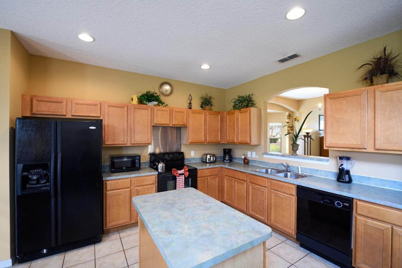 Cozy W Private Pool, In Gated Near -130 * Davenport