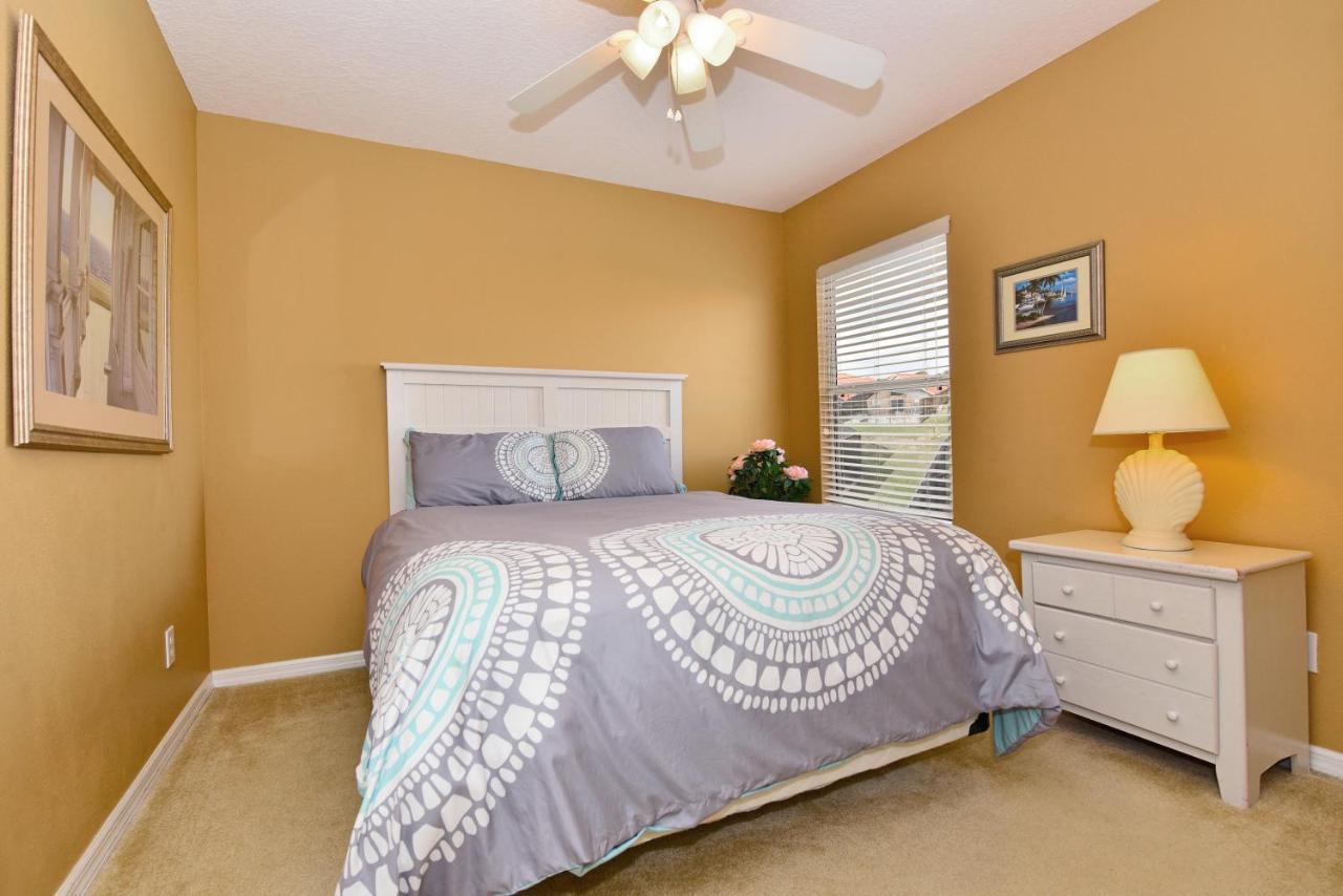 Holiday home Cozy W Private Pool, In Gated Near -130 *