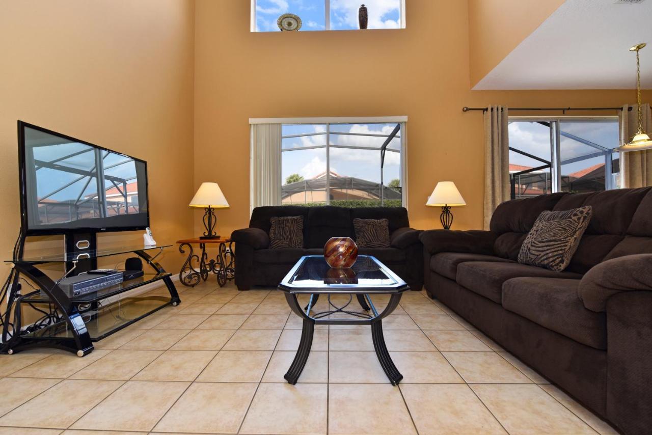 Cozy W Private Pool, In Gated Near -130 Holiday home Davenport