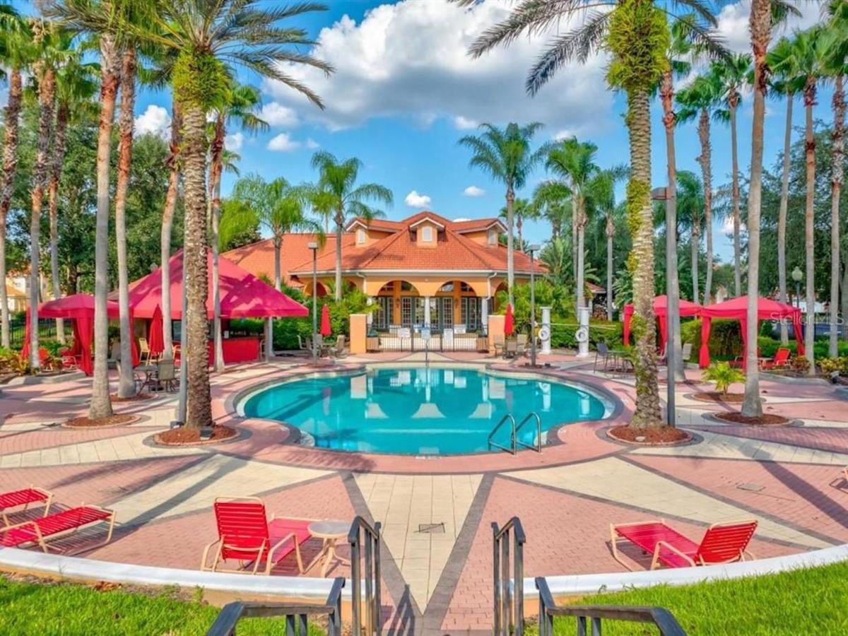 Cozy W Private Pool, In Gated Near -130