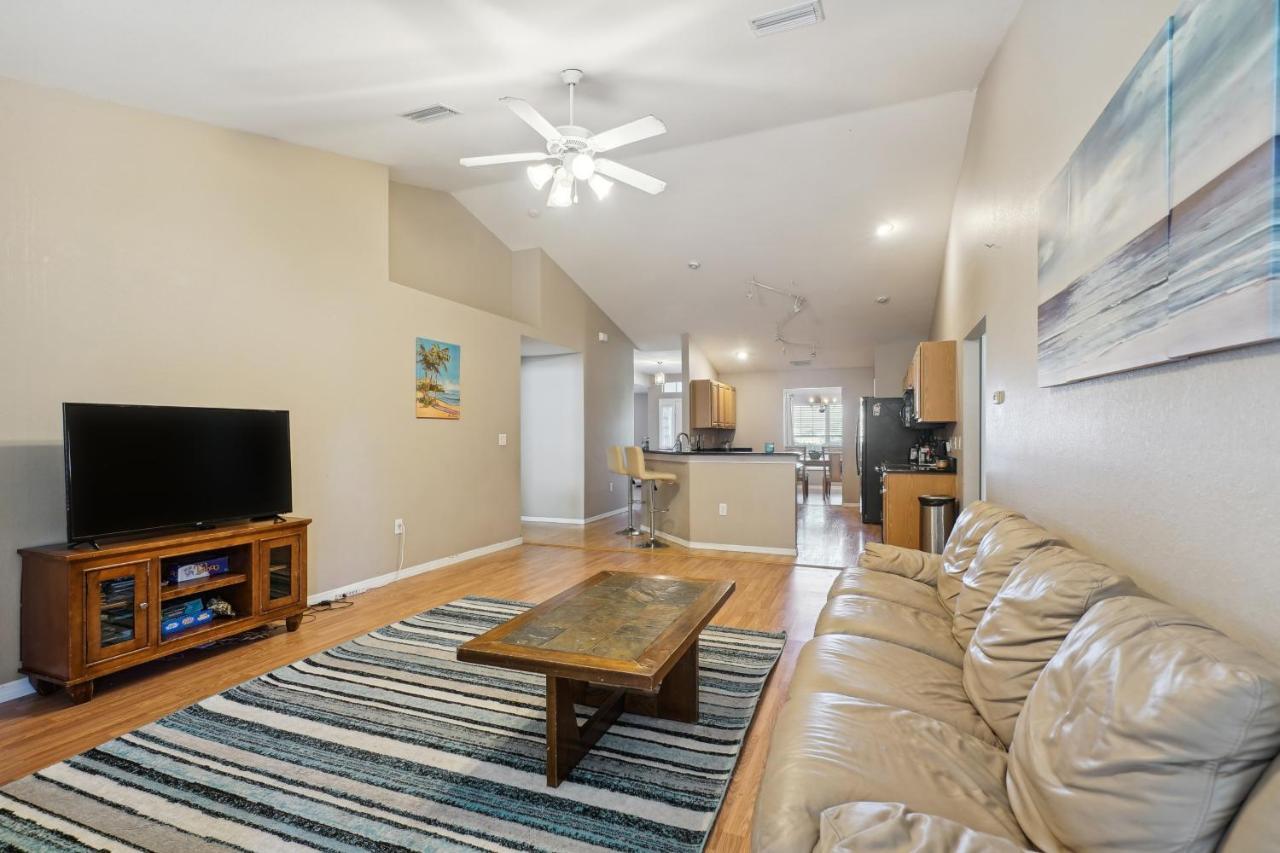 Holiday home Pet-friendly Retreat With Screened Porch! Cape Coral