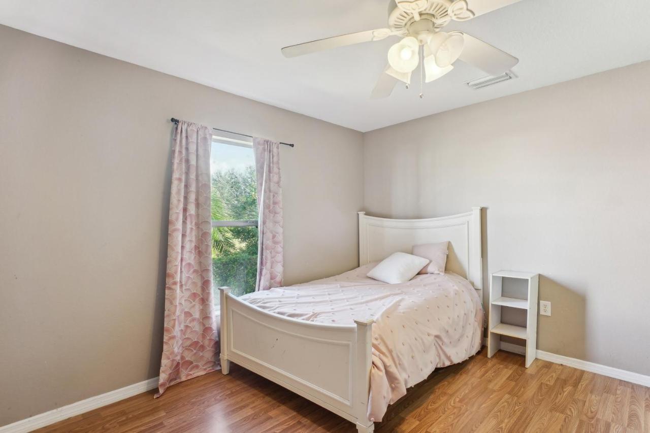 Pet-friendly Retreat With Screened Porch! Holiday home Cape Coral