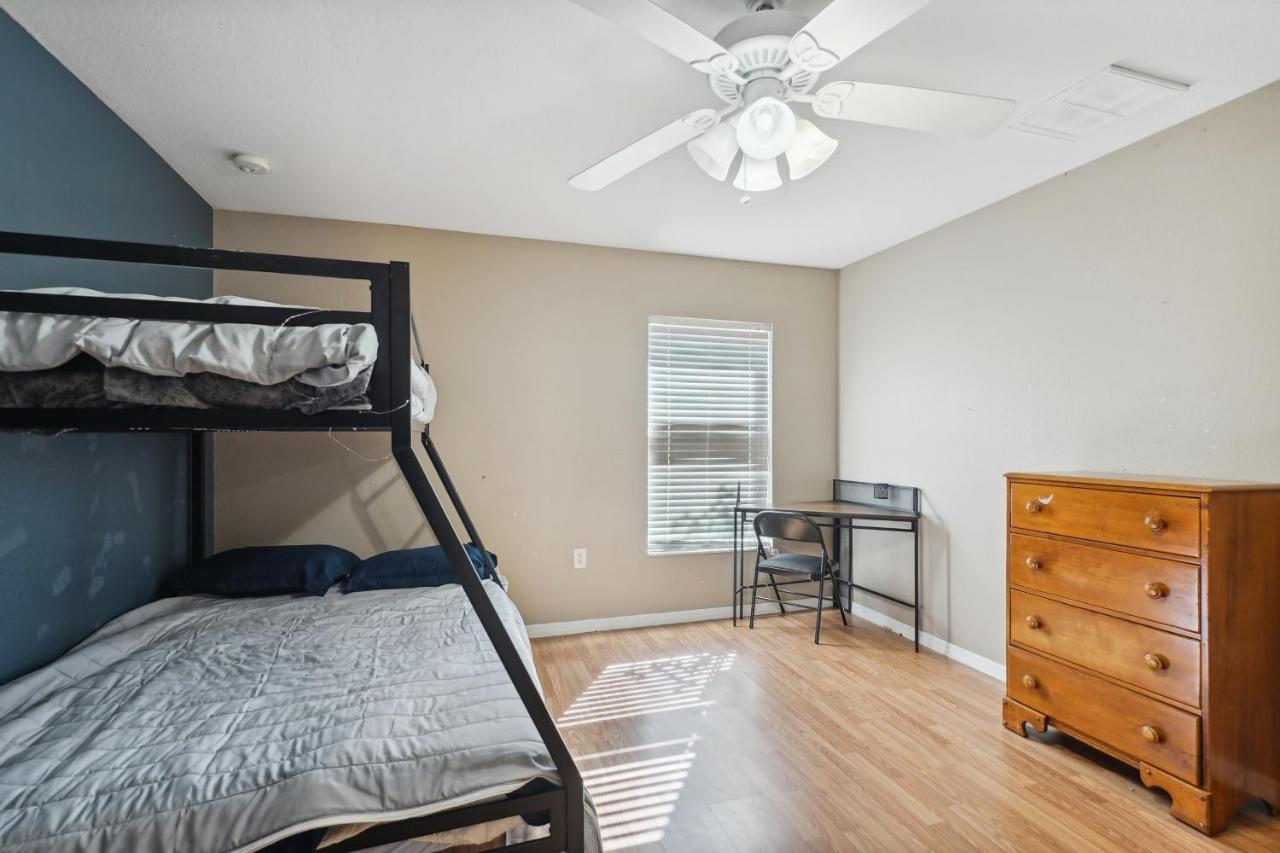 Holiday home Pet-friendly Retreat With Screened Porch! Cape Coral
