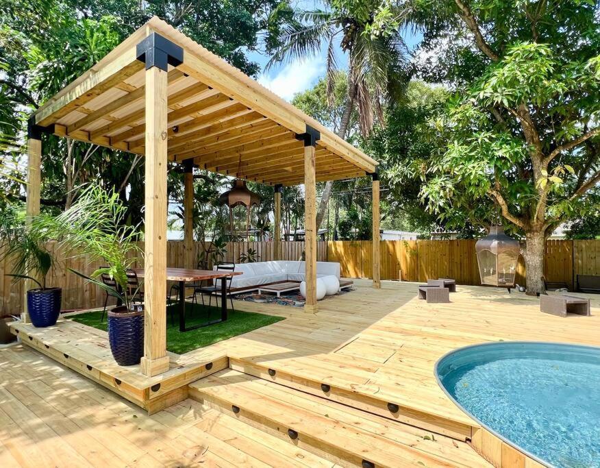 Holiday home Fabulous W/outdoor Eden Mins From