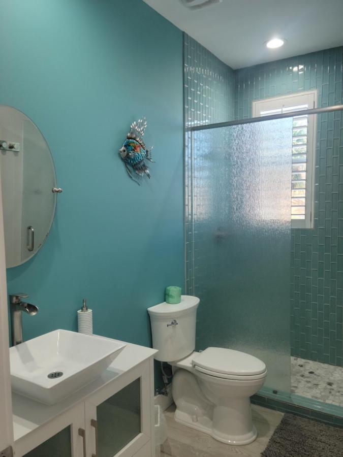 Venture Out 600 Seabreeze Dr Comes With Golf Cart Holiday home