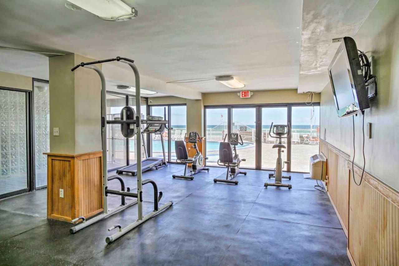 Breezy Daytona With Balcony And Views! *