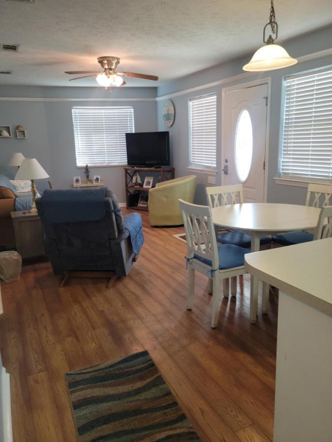 Venture Out 352 Amberjack Dr Comes With Golf Cart