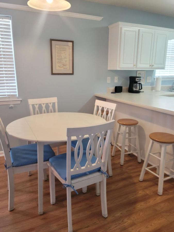 Venture Out 352 Amberjack Dr Comes With Golf Cart Holiday home