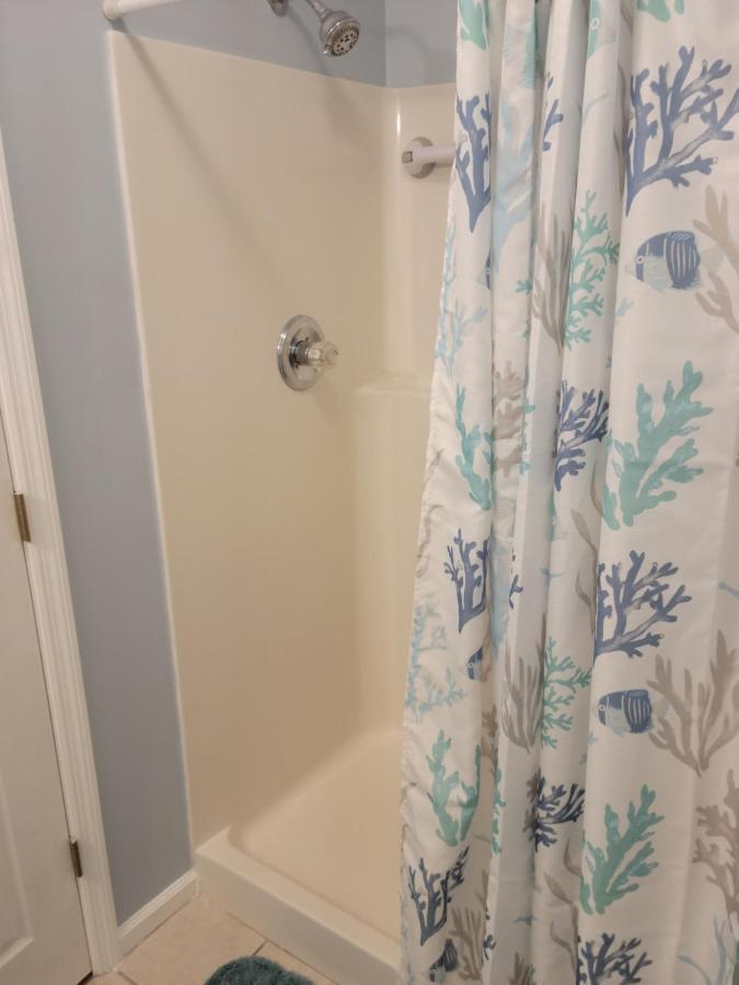 Venture Out 352 Amberjack Dr Comes With Golf Cart Holiday home *