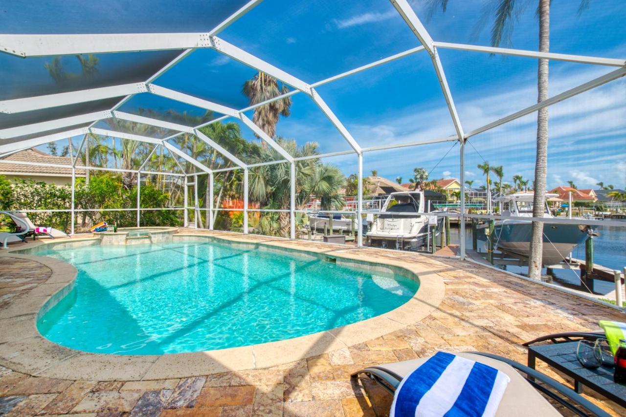 Villa Vanity - 3 Beds - 3 Baths - 6 Guests - Gulf Access & Pool/spa - Incl.10% Off Boat Cape Coral