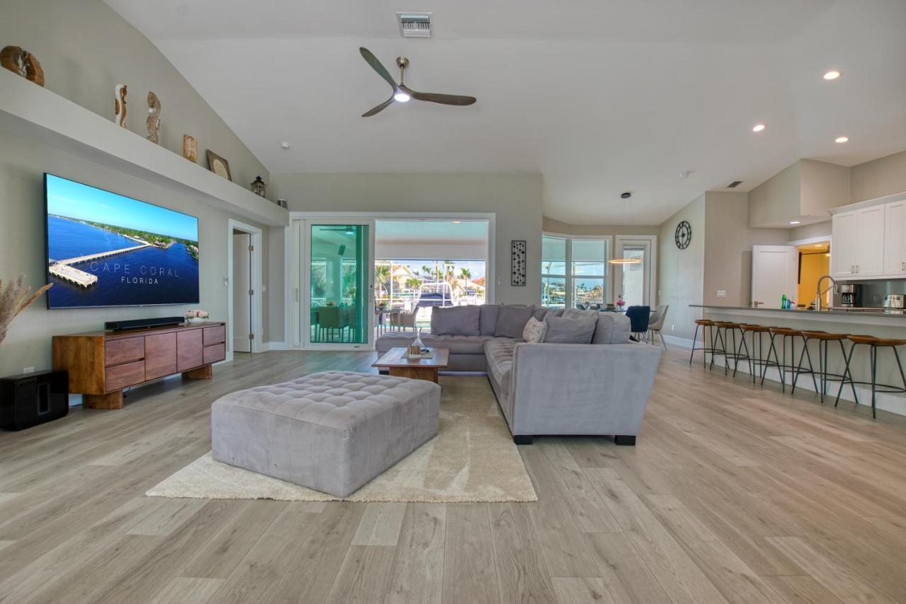 Vanity - 3 Beds - 3 Baths - 6 Guests - Gulf Access & Pool/spa - Incl.10% Off Boat Villa Cape Coral