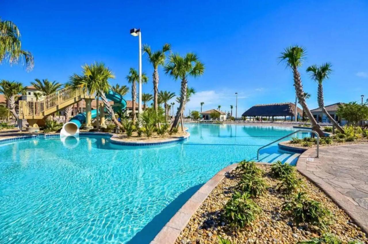 Holiday home Amazing 6 Bedrooms5 Bathrooms At Champions Gate 3 Davenport