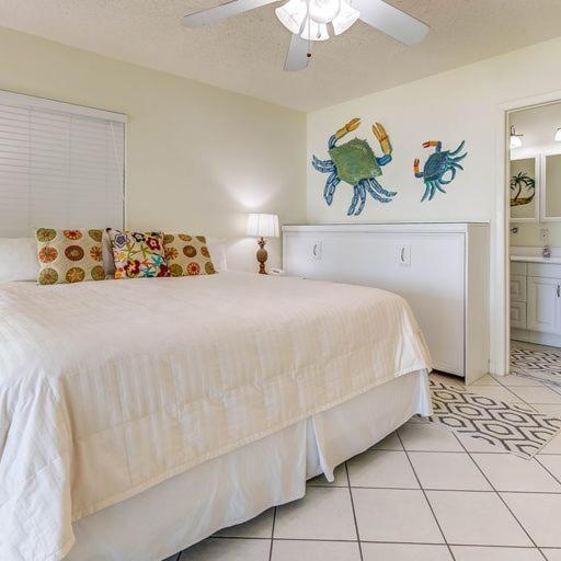 Little Bay Upper Apartment Islamorada