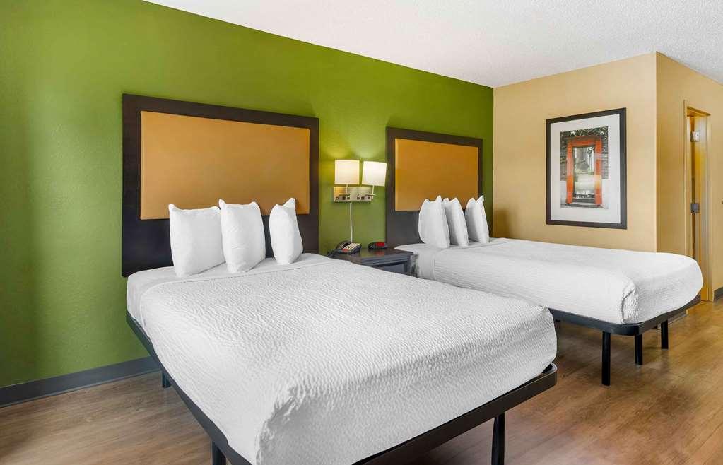 Extended America Select - Tampa - North - Usf - Attractions Hotel 2*