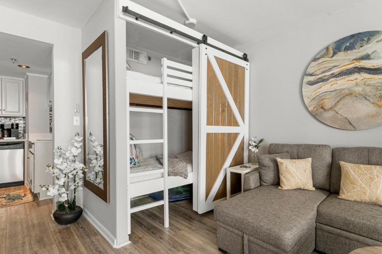 Fun N The Sun At Sunbird #1102w By Nautical Holiday home *