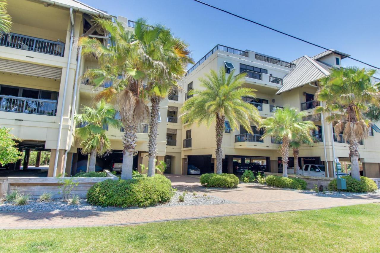 Renovar At The Club * Mexico Beach