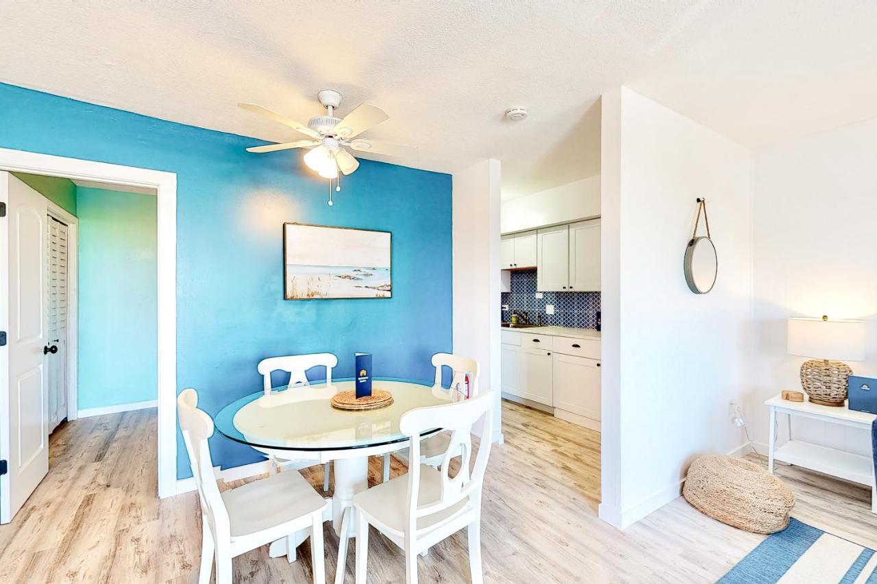 Barefoot And Tan Apartment