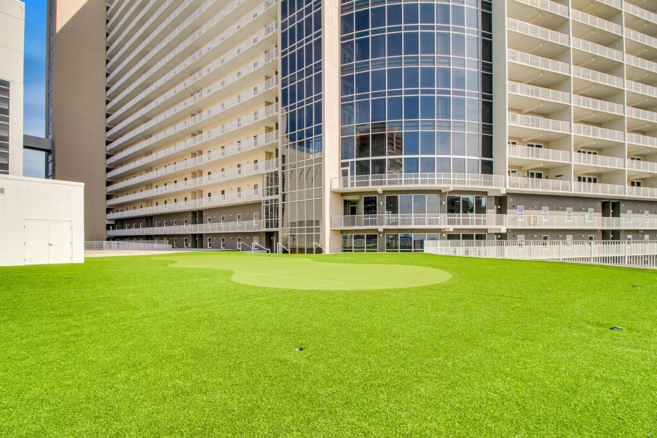 Laketown Wharf 2029 *