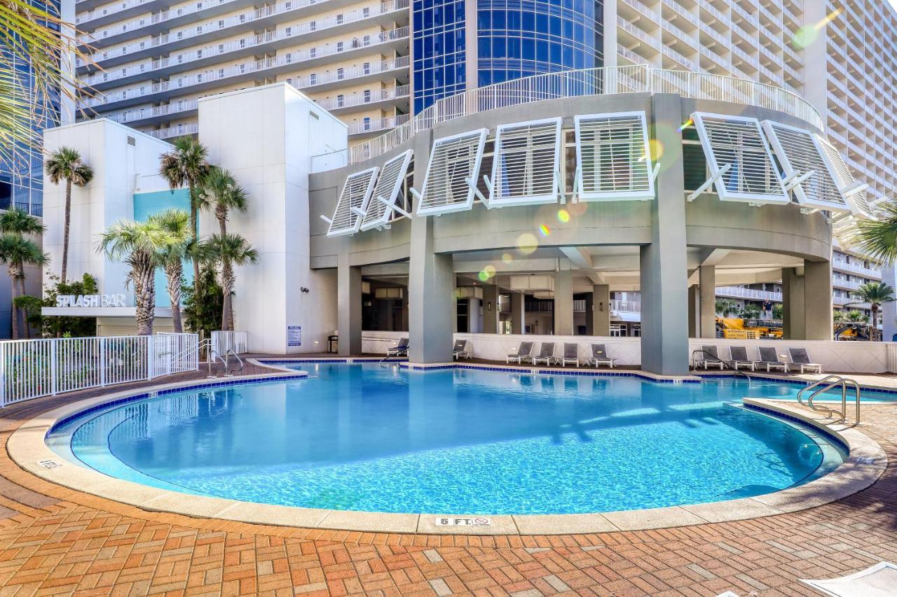 Laketown Wharf 2029 Apartment *
