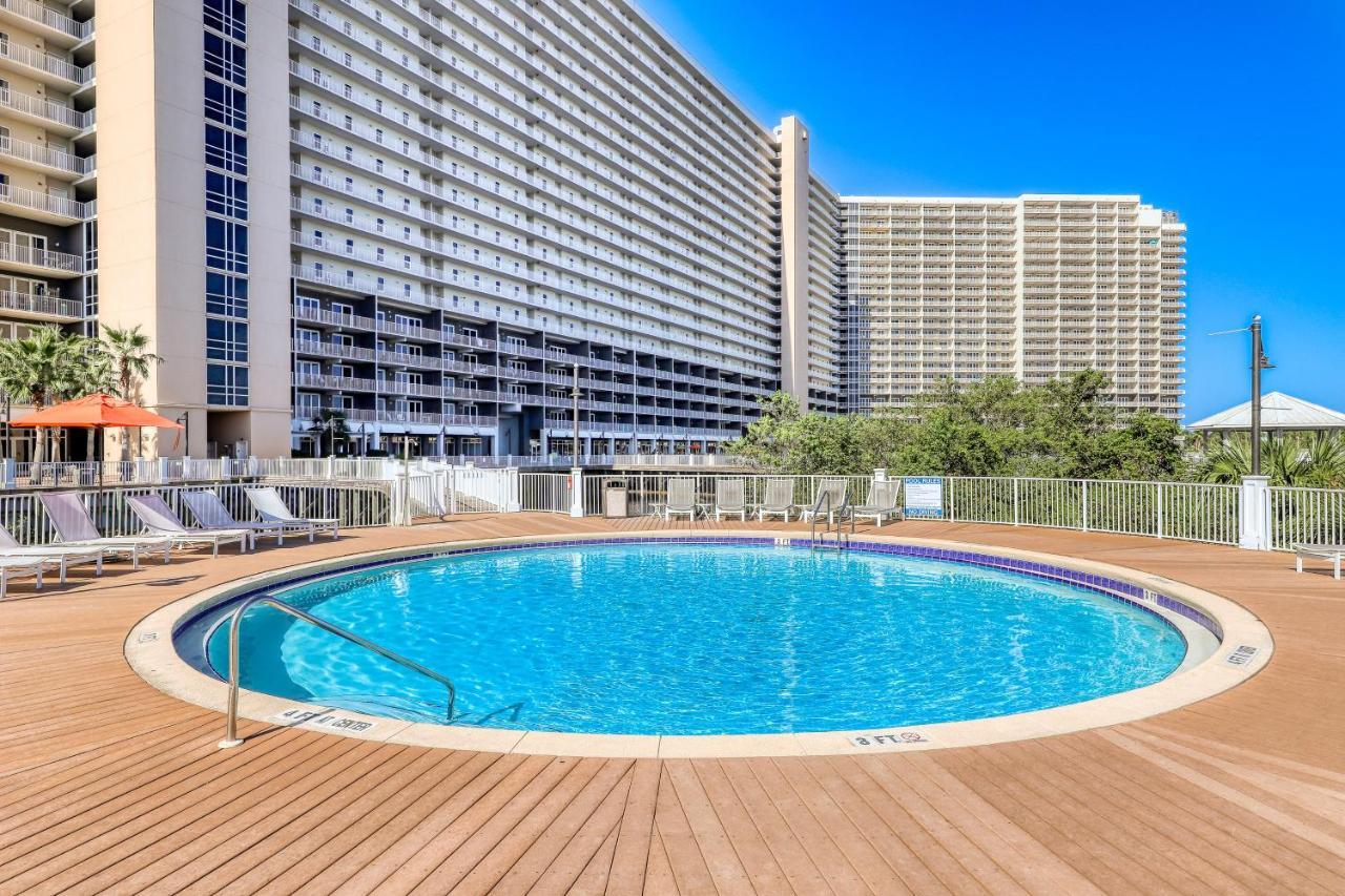 Apartment Laketown Wharf 2029 *