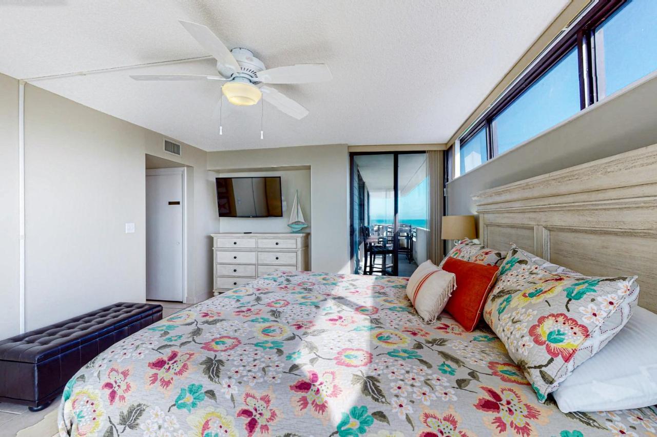 Apartment Living - Unit #504
