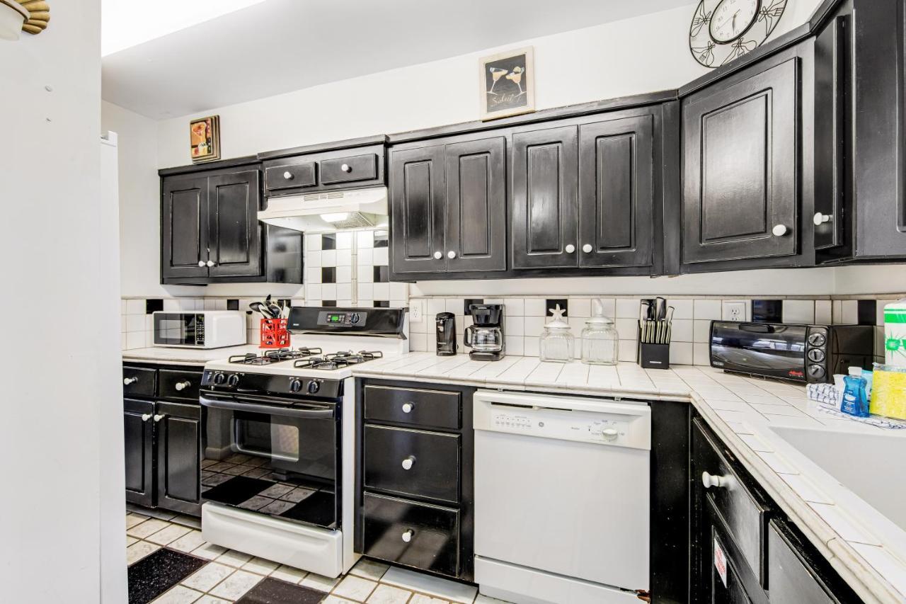 Apartment Beachwalk 1b