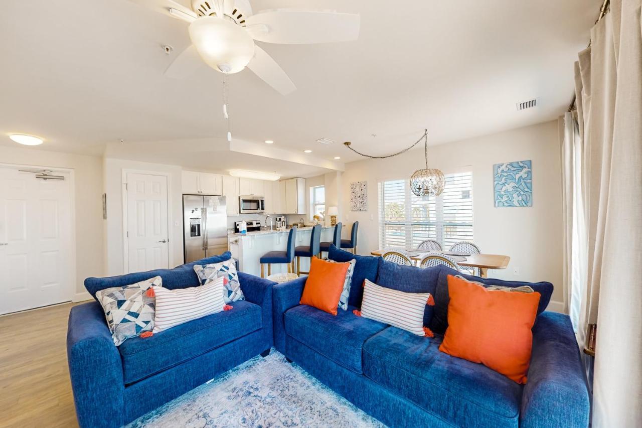 Surfside #6 Apartment