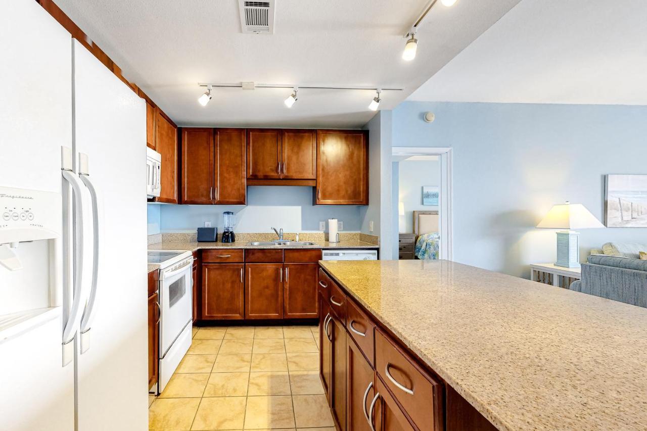 Laketown Wharf 1625