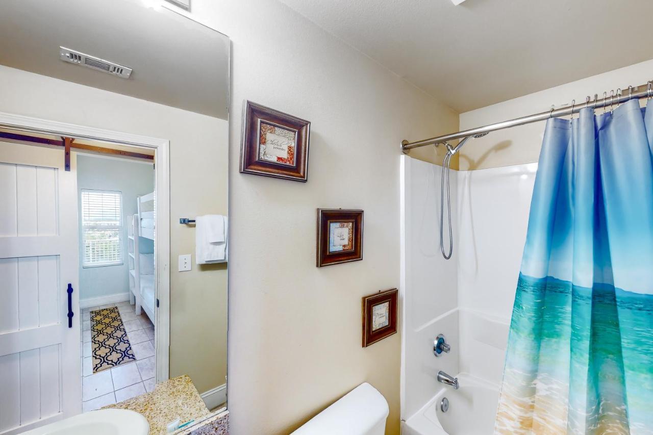 Laketown Wharf 710 Apartment Panama City Beach