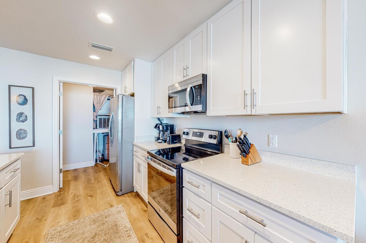 Apartment Renovar At The Club Mexico Beach