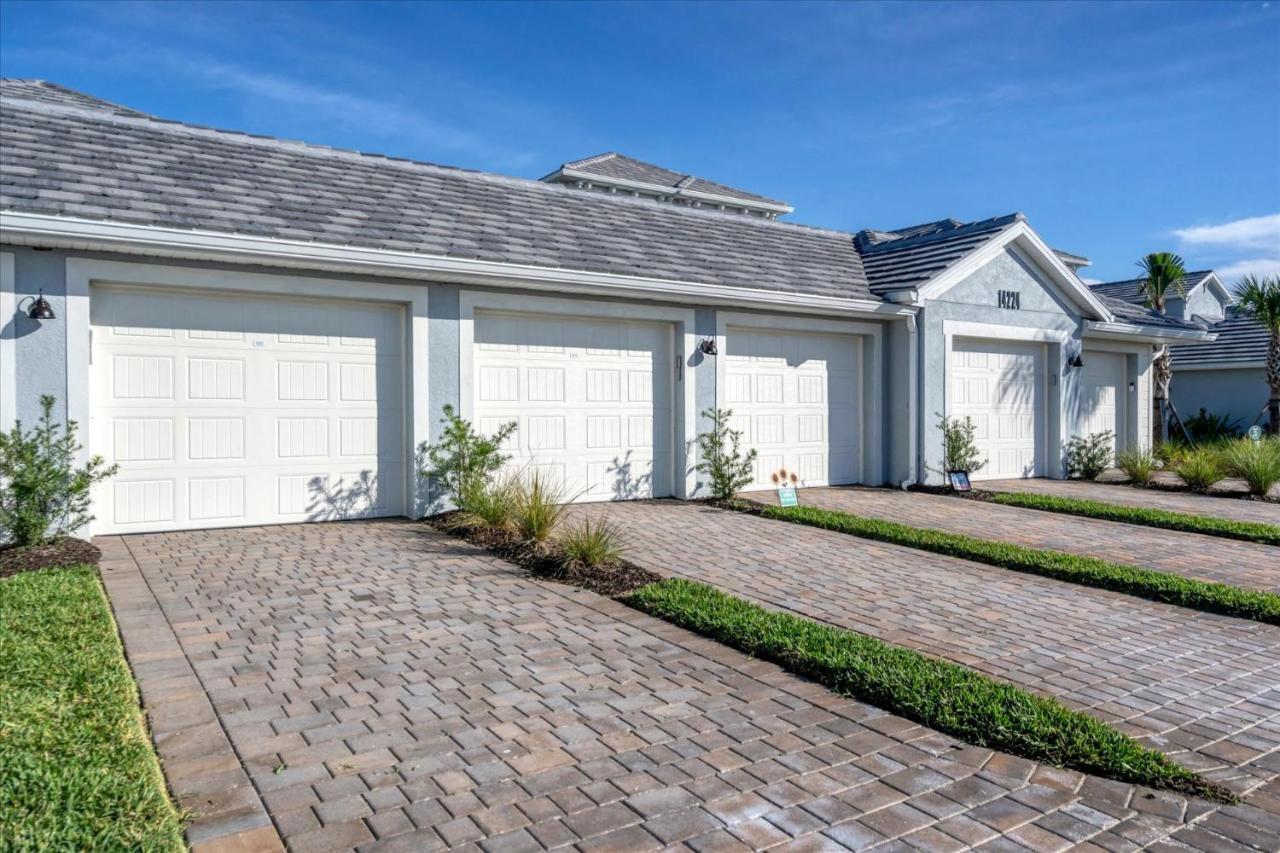 14224 Heritage Landing Unit 922 Holiday home Burnt Store Marina