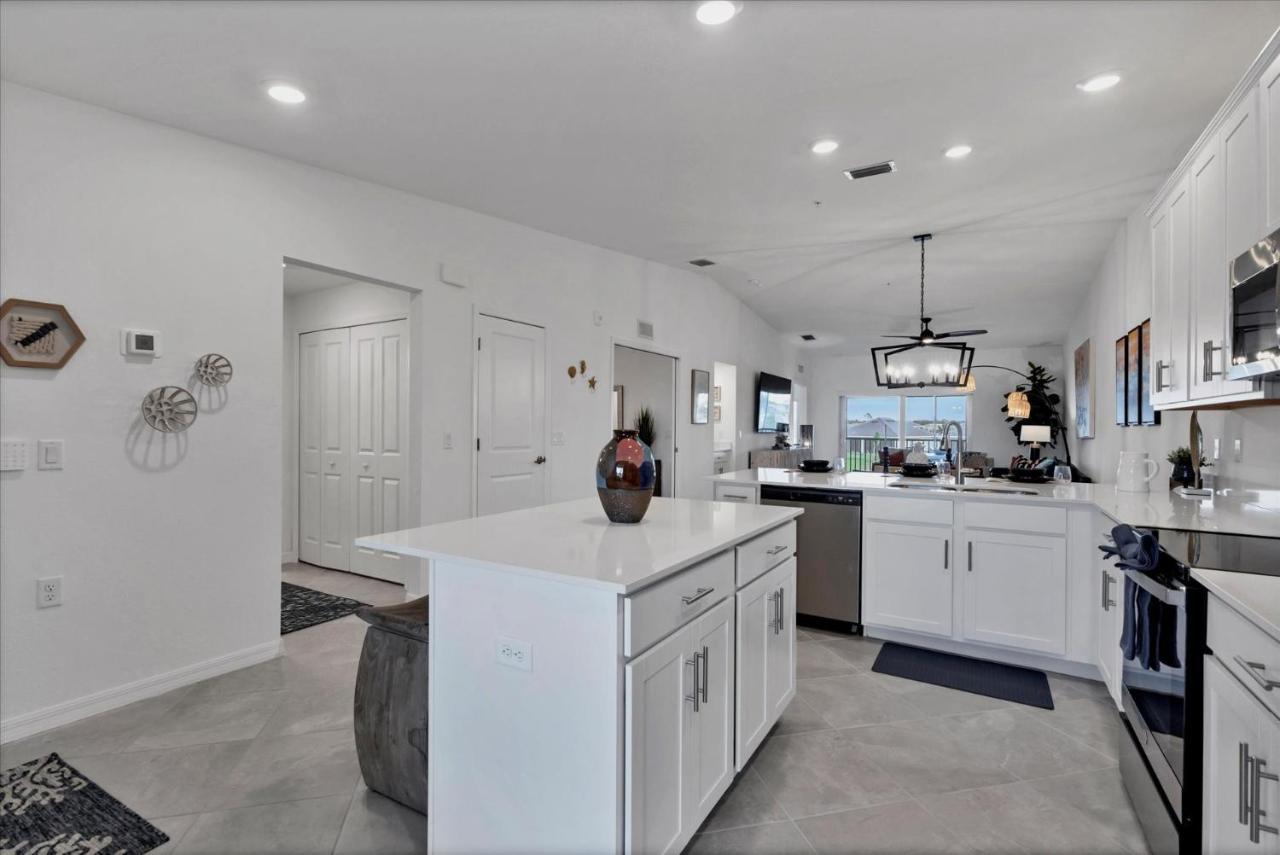 14224 Heritage Landing Unit 922 *