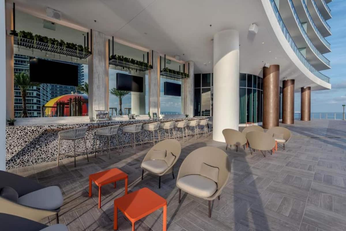 Lyfe On The 25th Floor 1 Bed Unit With Oceanview Hollywood