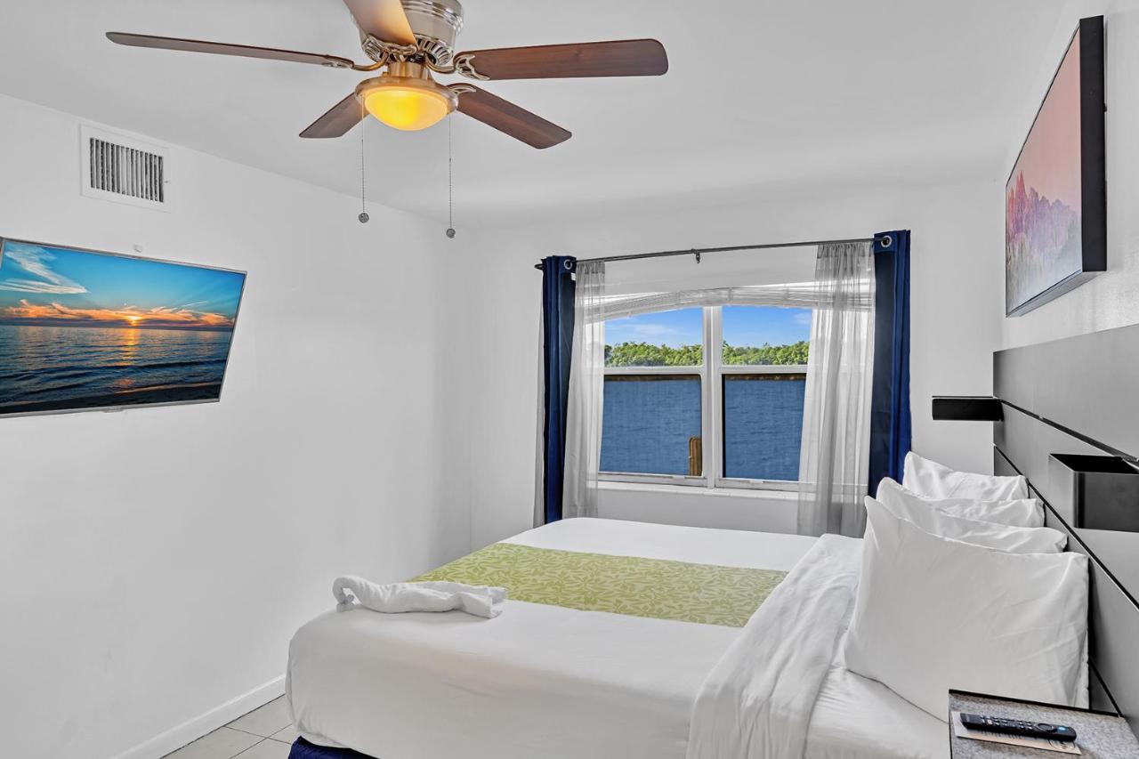 Coastal Sunset Hotel