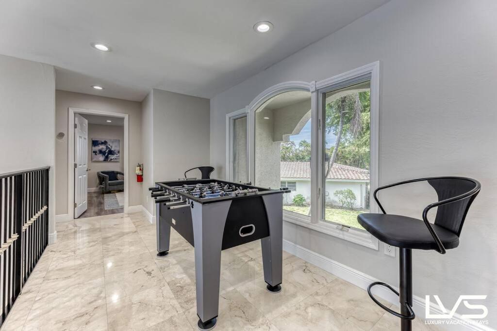 Villakey- Luxe Waterfront 5min To Fort Lauderdale