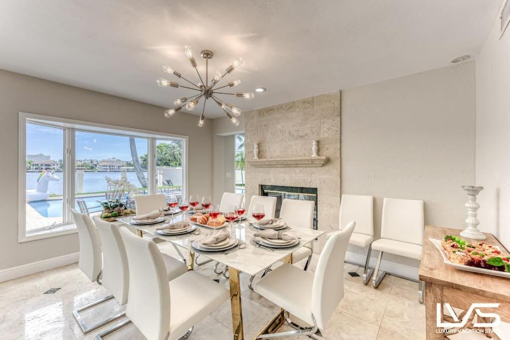 Villakey- Luxe Waterfront 5min To Holiday home Fort Lauderdale
