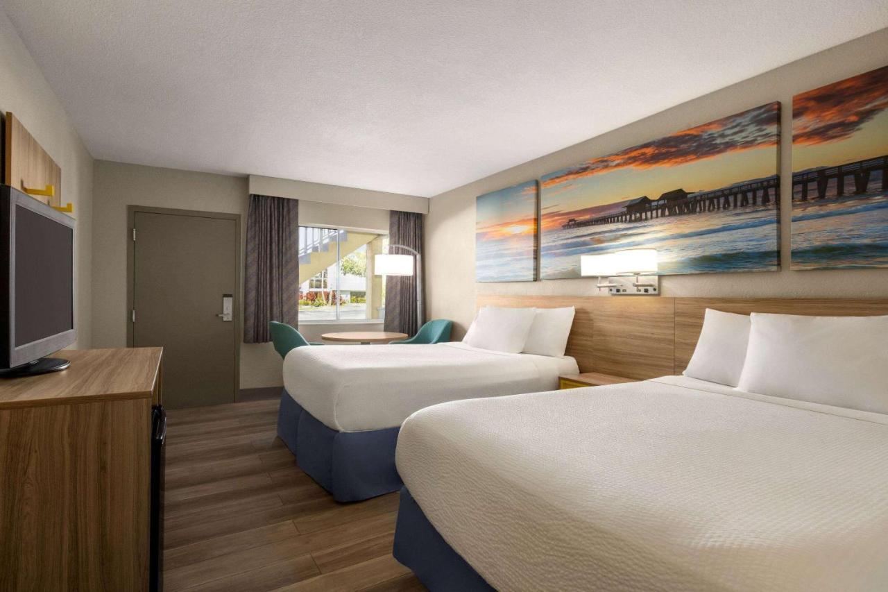 Days By Wyndham Cocoa Port Canaveral Cocoa Beach