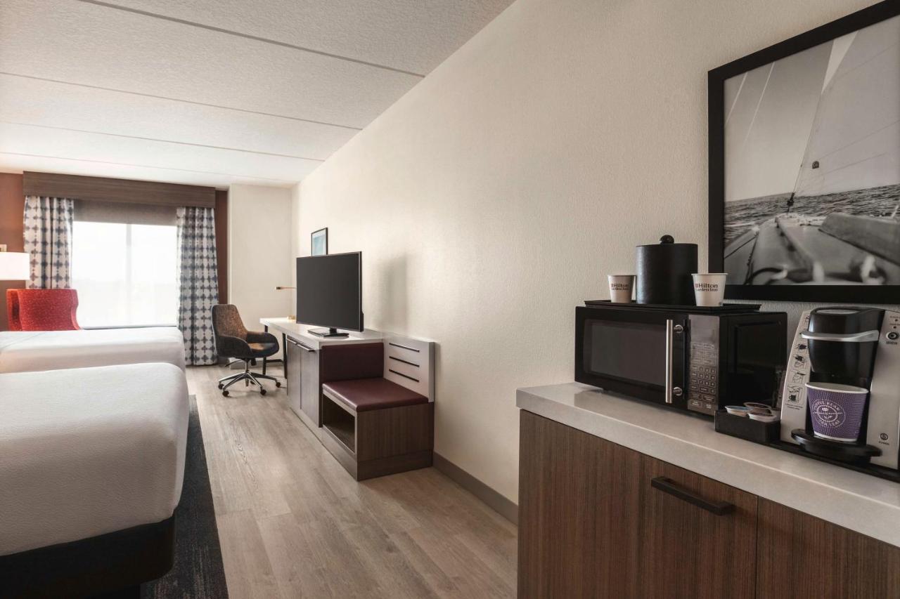 Hilton Garden Town Center 3*