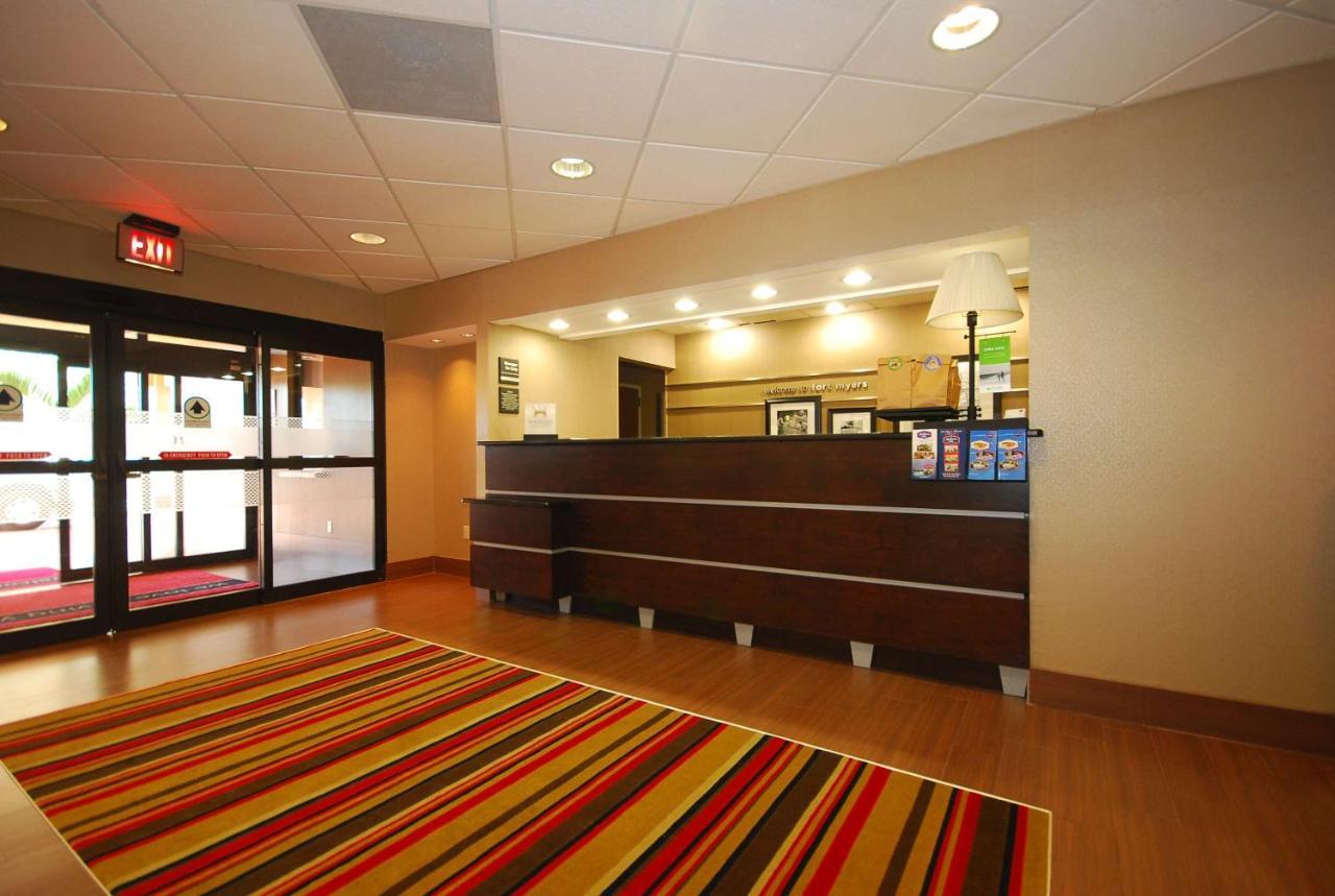 Hampton Myers-airport & I-75 Hotel 3*