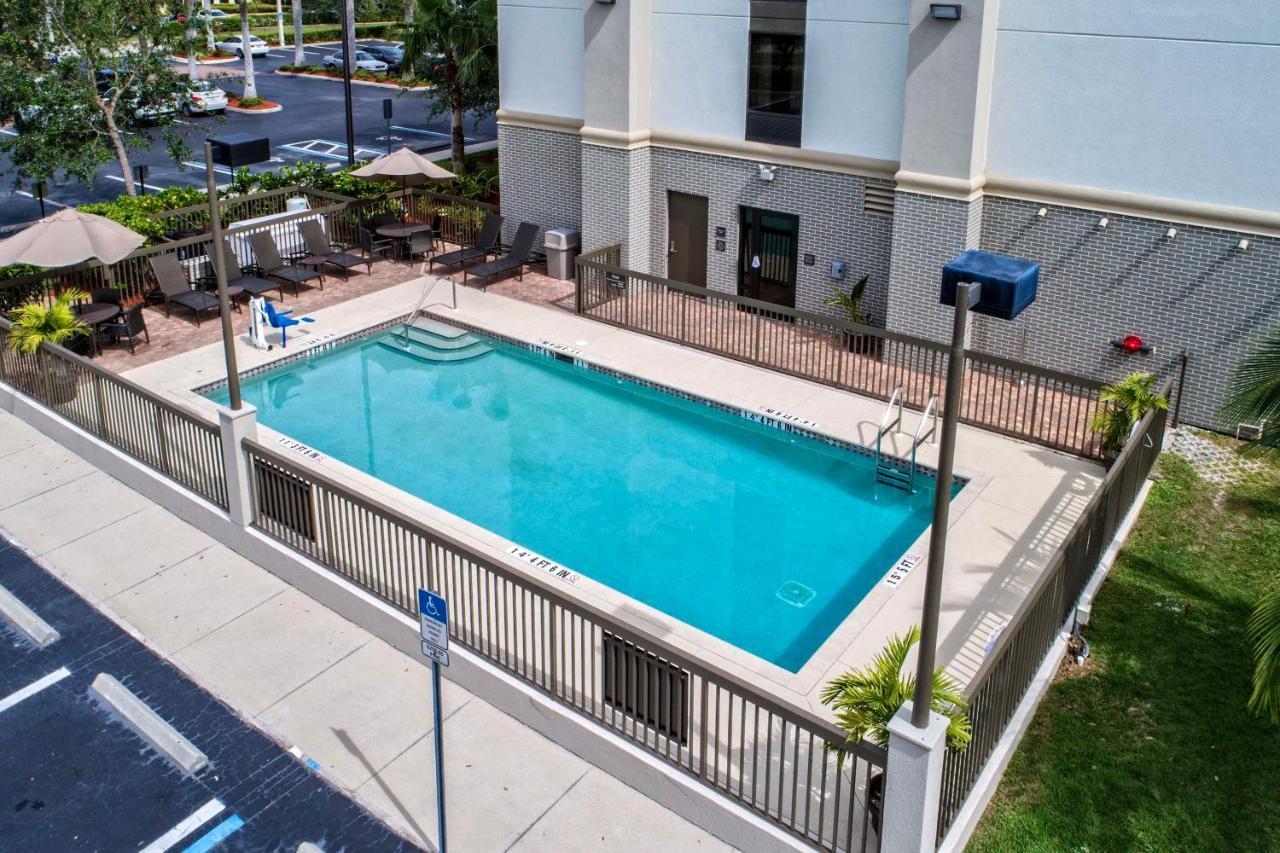Hotel Hampton & Myers Estero
