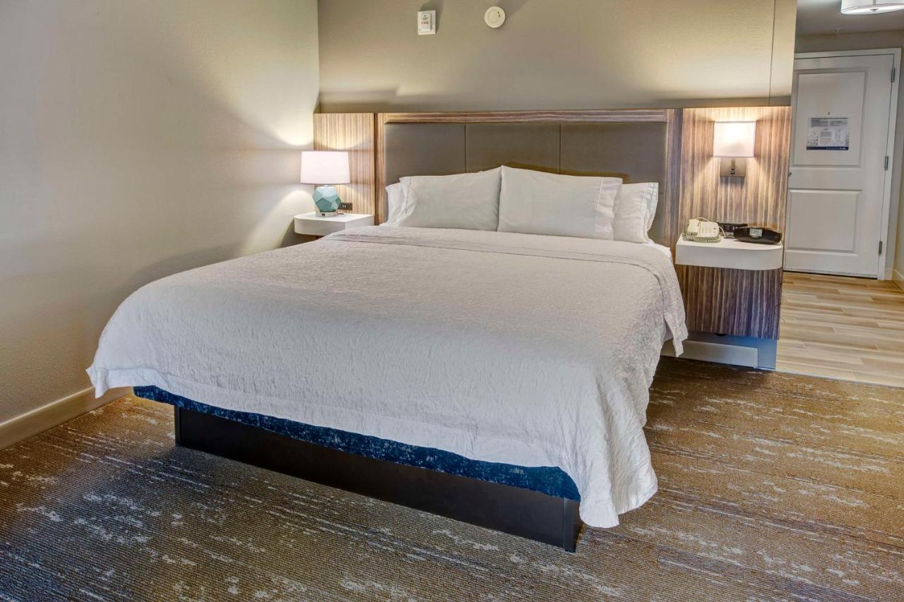Hampton & Myers Hotel