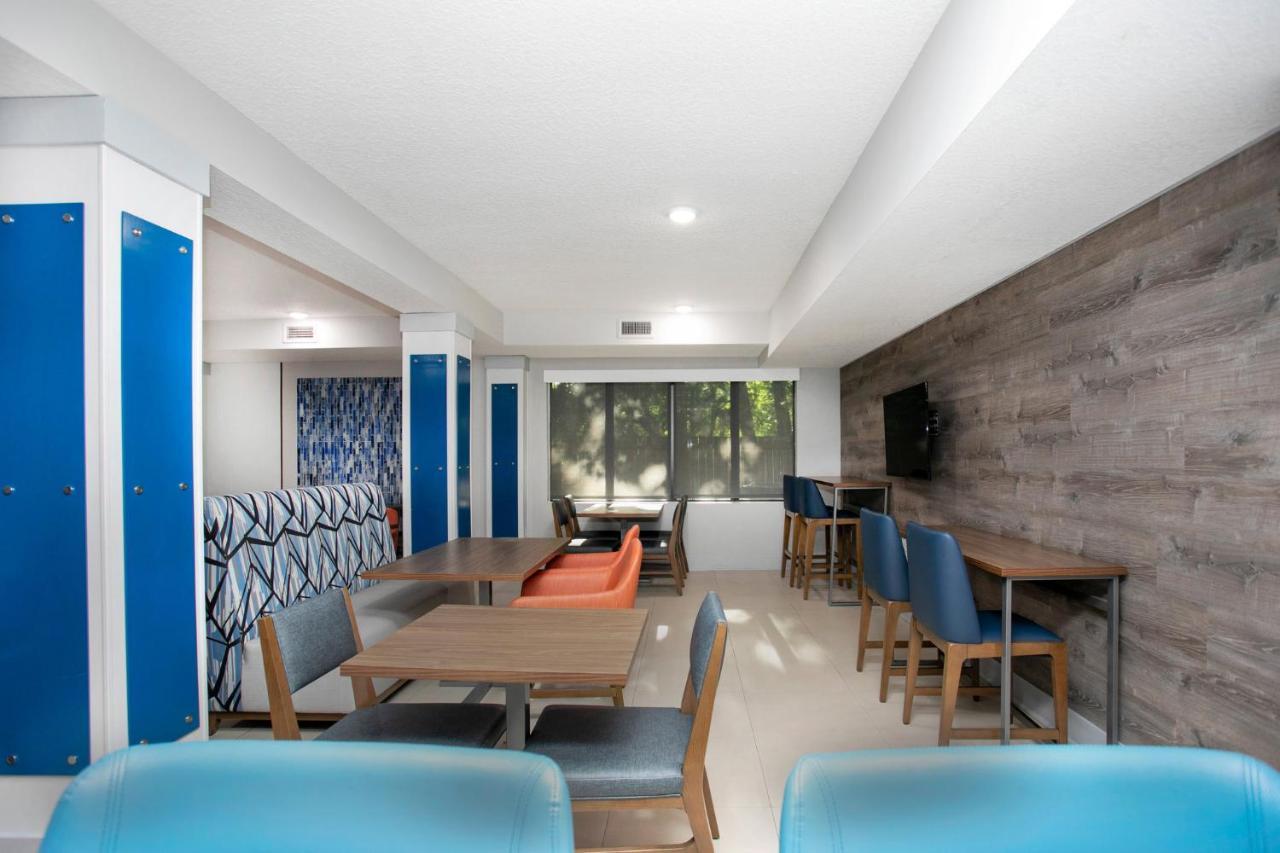 Express & - Mayport / By Ihg 2* Jacksonville