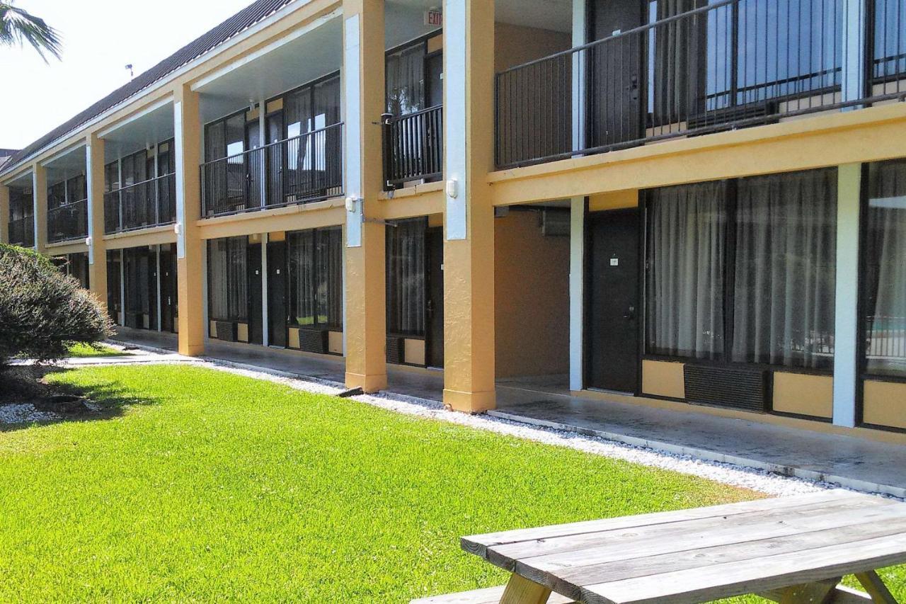 Lodge Econo Ormond Beach