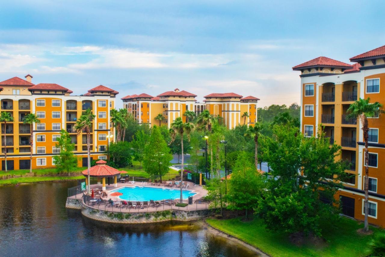 Resort Floridays Orlando Two & Three Bed