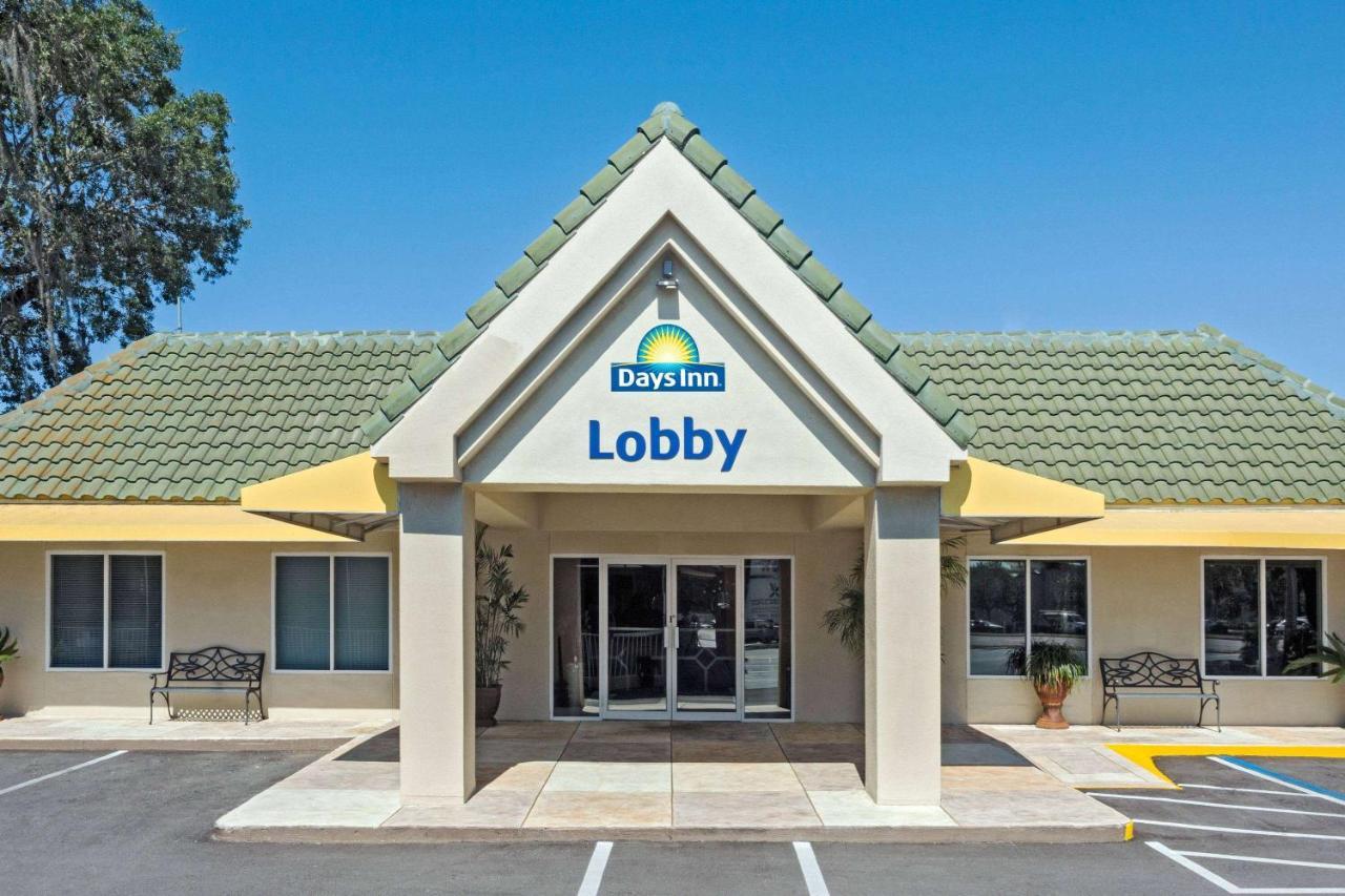 Days By Wyndham Town Center 3*