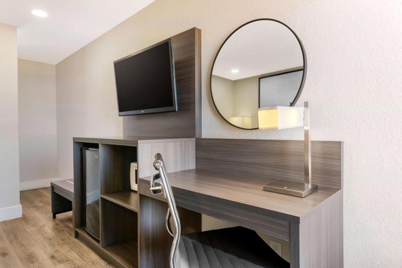Super 8 By Wyndham Orlando Near Florida Mall 2* Williamsburg
