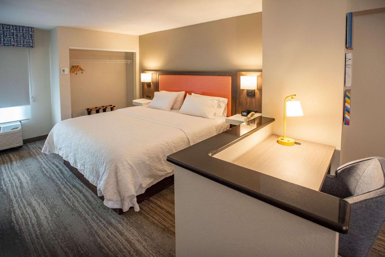 Hampton Pensacola-airport Hotel