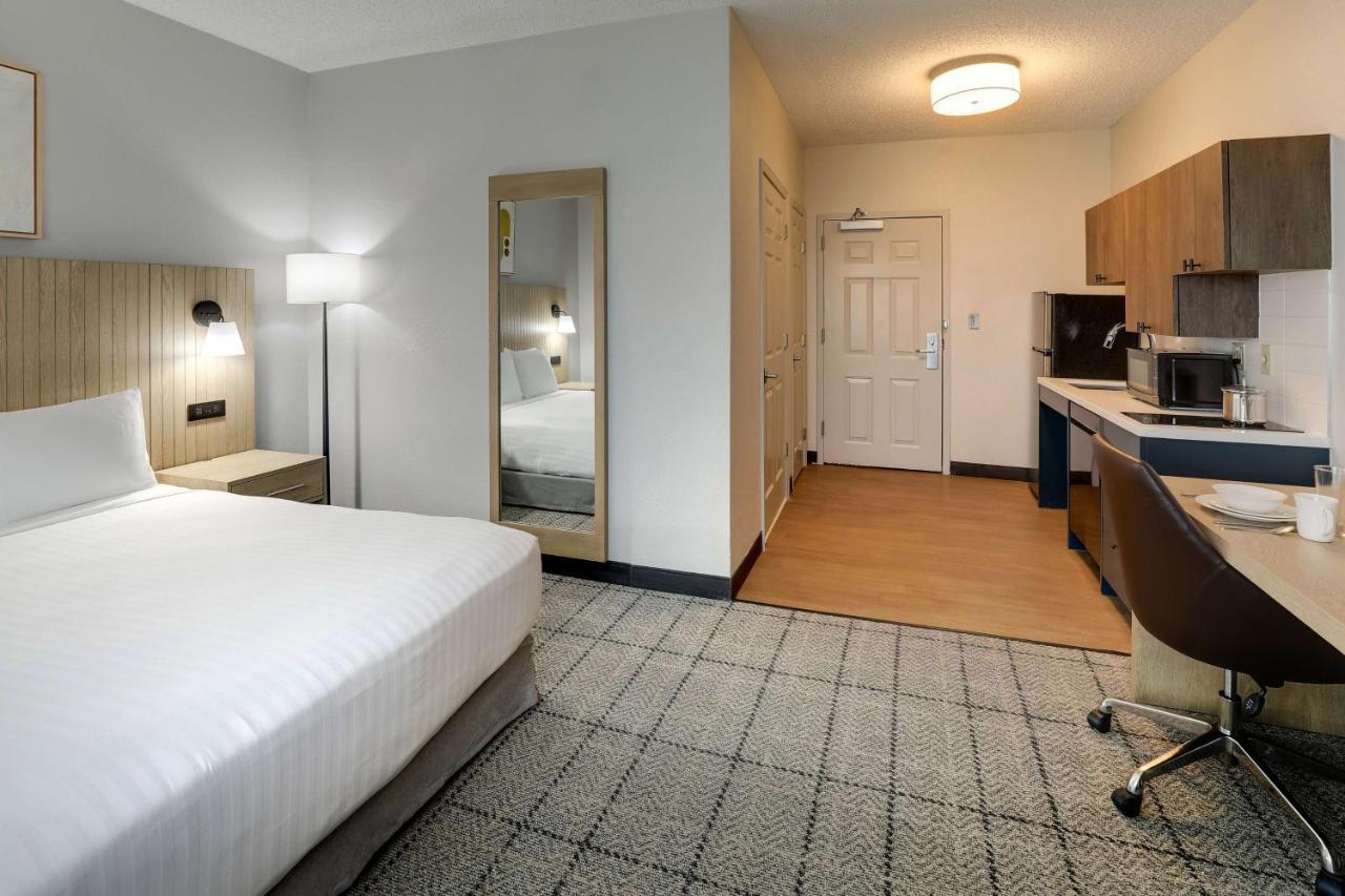 Hotel Sonesta Simply Miami Airport Doral