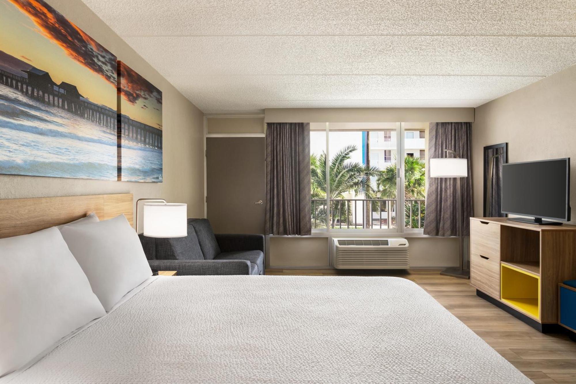 Days By Wyndham Cocoa Port Canaveral 2*